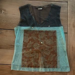 Rozae Nichols sheer sleeveless vneck size small - medium